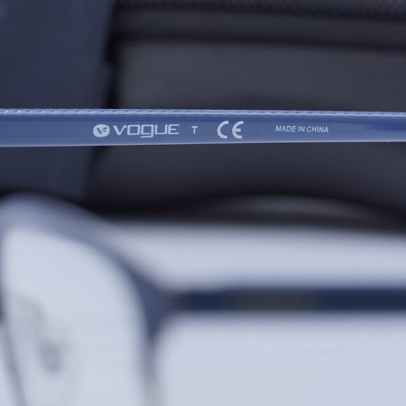 🕶️ New Vogue VO4088 5082 Eyeglasses - Blue/Silver Frame 50mm - Picture 8 of 12